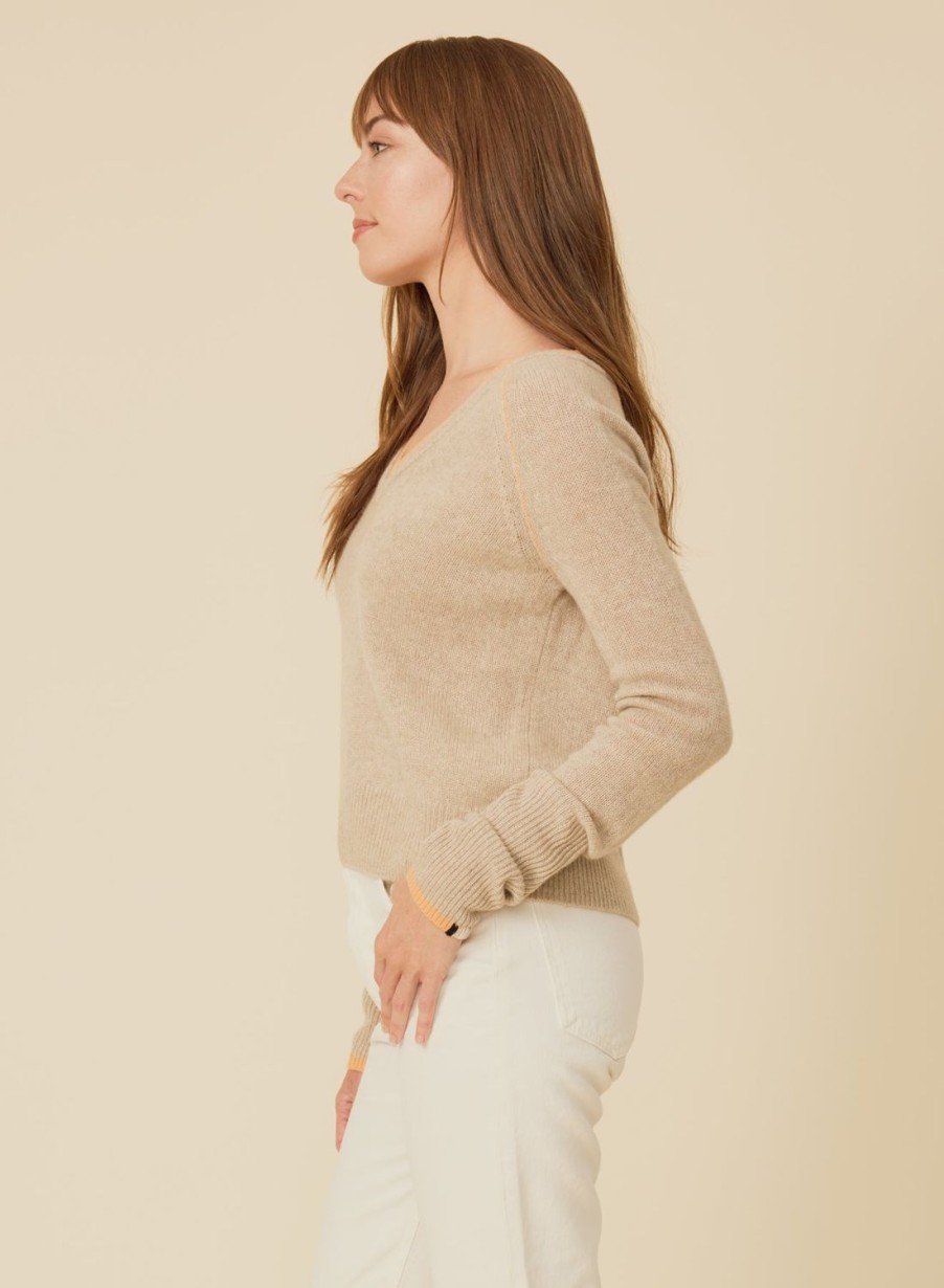 One Grey Day Blakely Cashmere Vneck - Oatmeal Combo | Pullovers