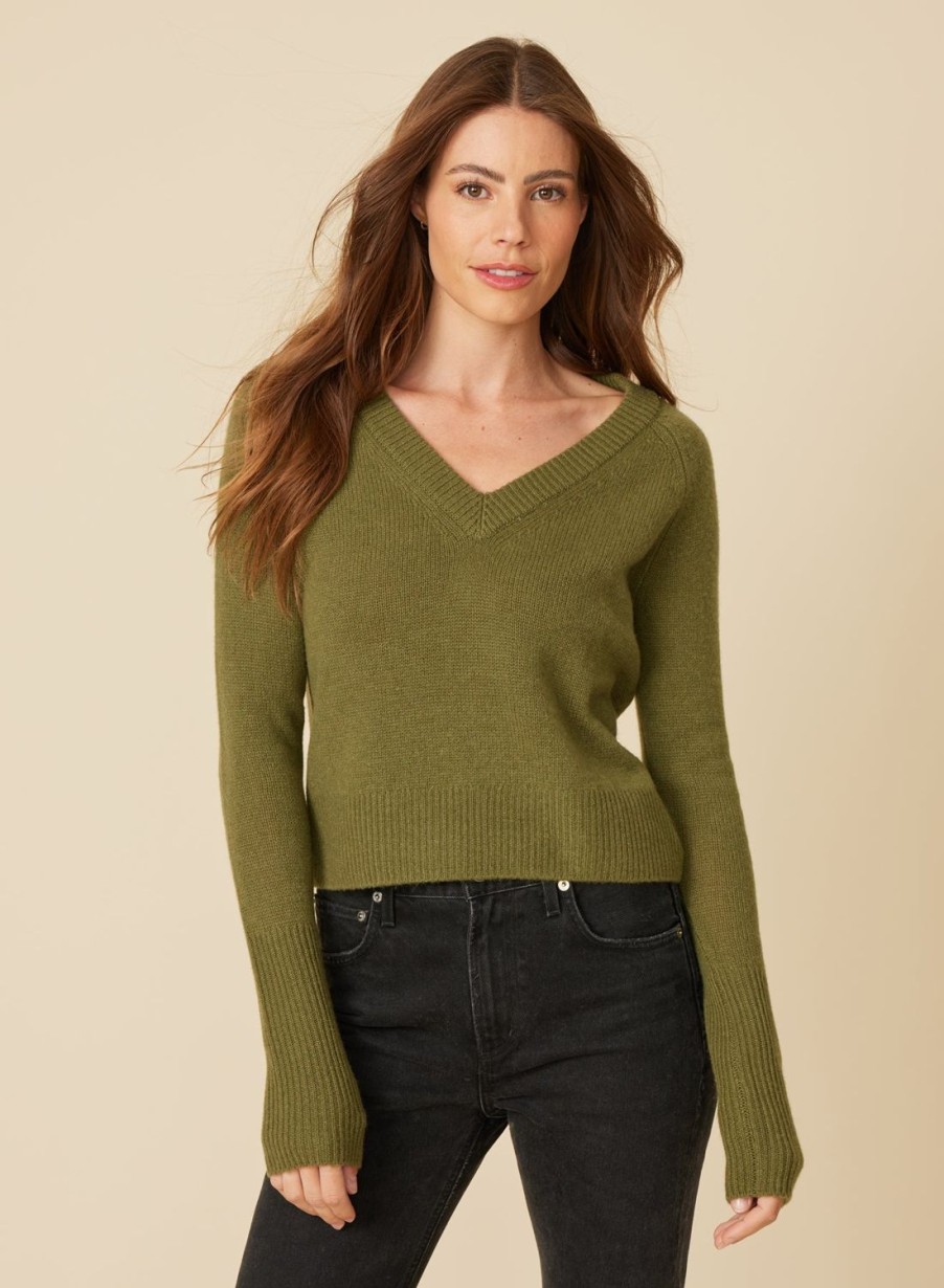 One Grey Day Blakely Cashmere Vneck - Fern | Pullovers