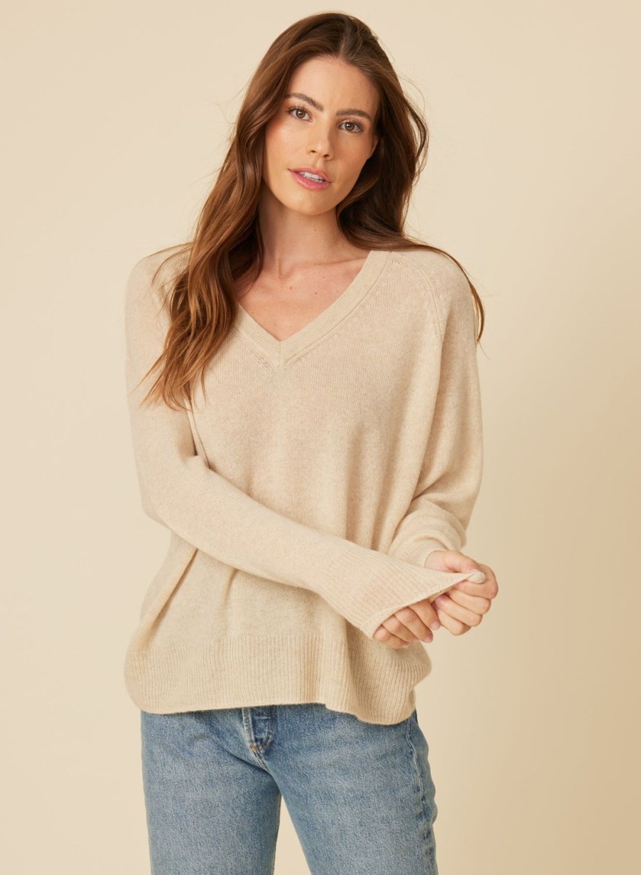 One Grey Day Sloane Cashmere V-Neck - Oatmeal | Pullovers