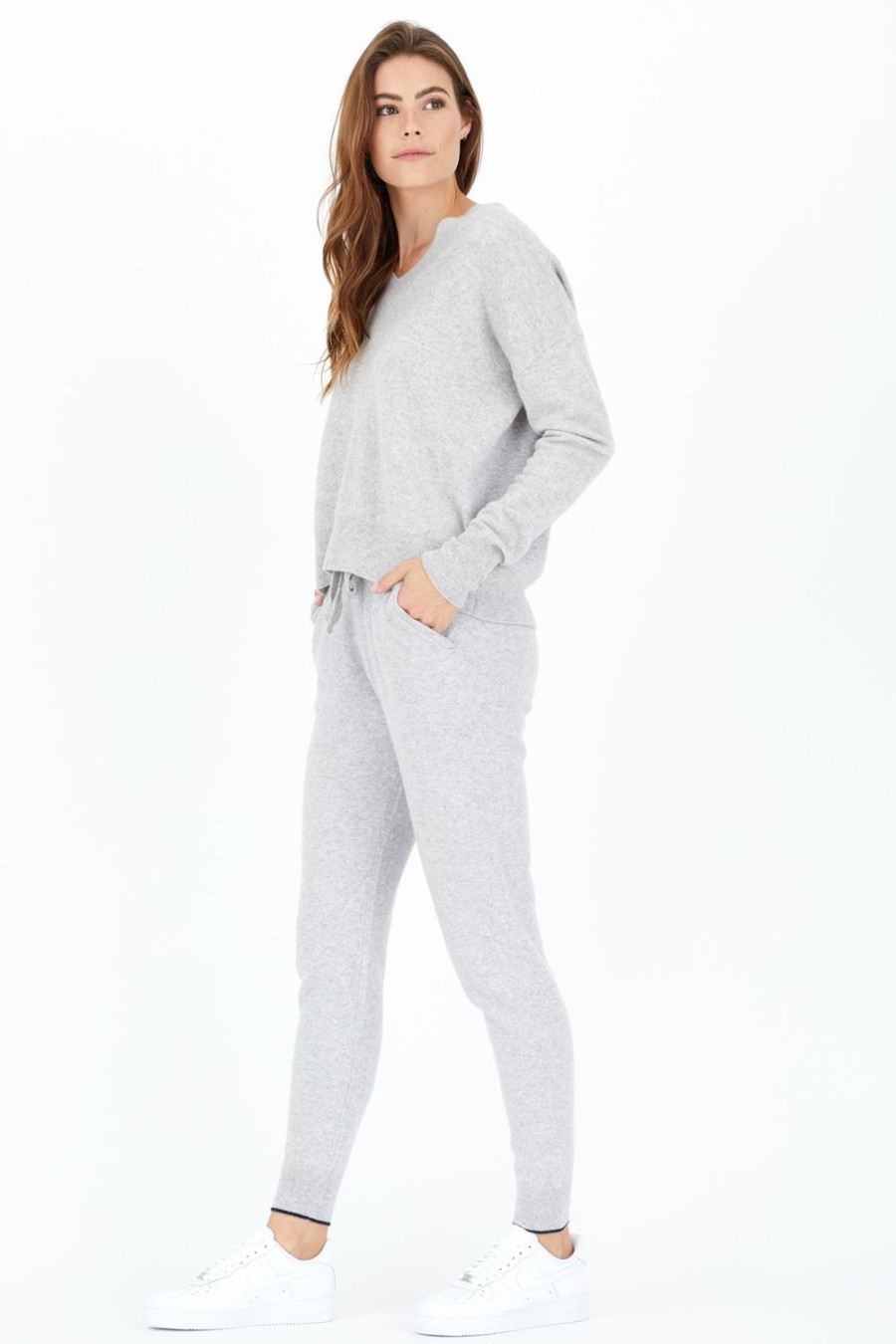 One Grey Day Spencer Cashmere V-Neck - Heather Grey | Pullovers