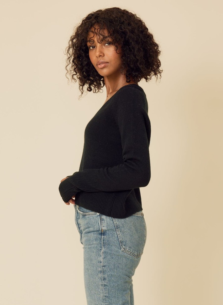 One Grey Day Blakely Cashmere Vneck - Black | Pullovers